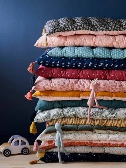 Matelas De Sol Avec Pompons FLEURETTES écru / Multicolore - Vertbaudet -Philips Shop matelas de sol avec pompons fleurettes 4