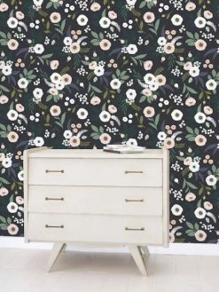 Papier Peint Intissé Lilipinso Fleurs Sur Fond Sombre - Lilipinso -Philips Shop papier peint intisse lilipinso 1